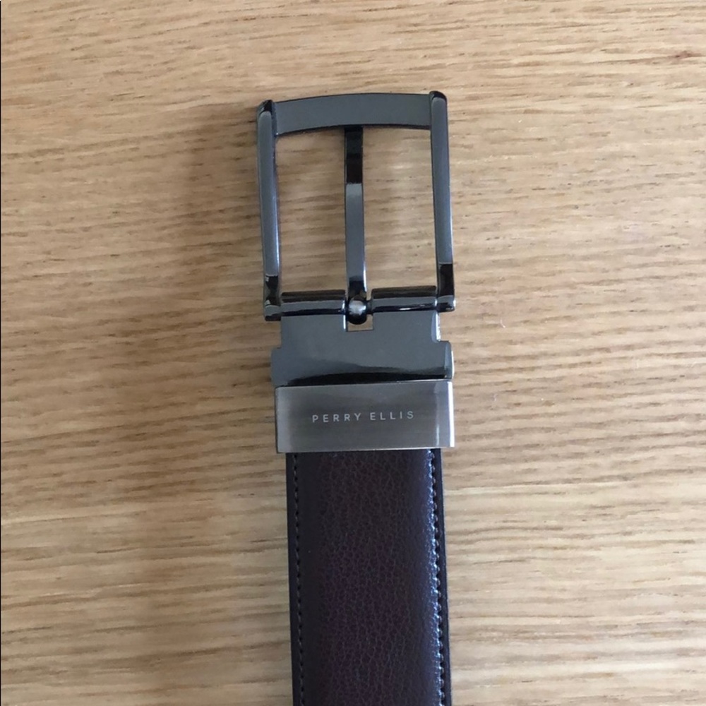 Perry Ellis reversible leather belt